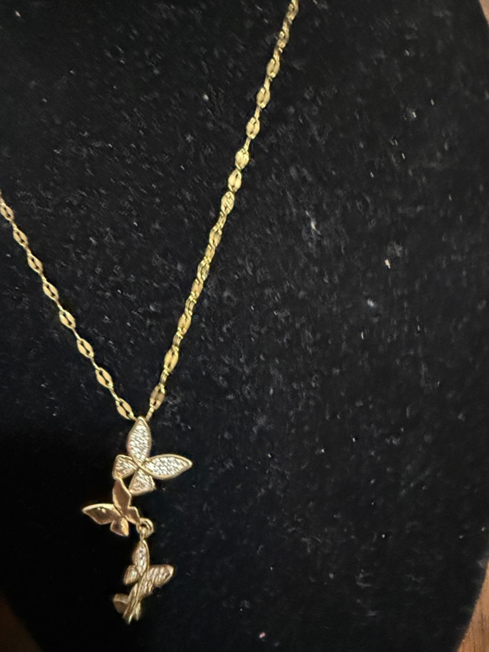 Butterfly Necklace - Picture 4 of 5